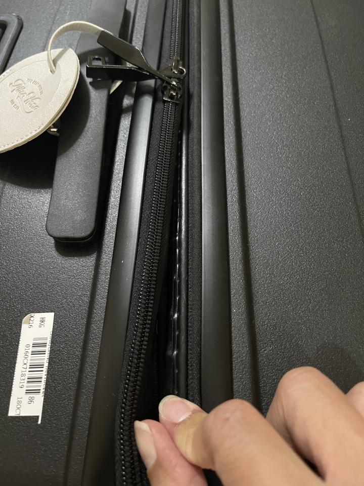 行李箱維修工作照片 行李箱維修工作照片