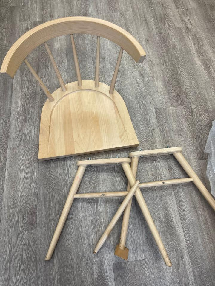 傢俬維修工作照片 傢俬維修工作照片