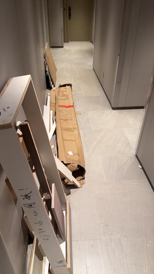 大型垃圾處理工作照片