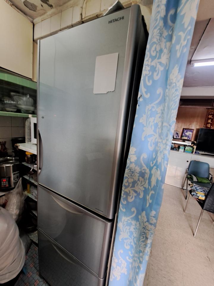 Refrigerator Repairjob photo Refrigerator Repairjob photo