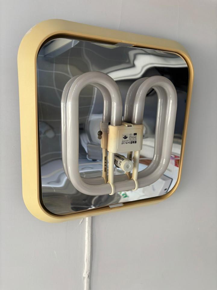 燈飾安裝工作照片 燈飾安裝工作照片