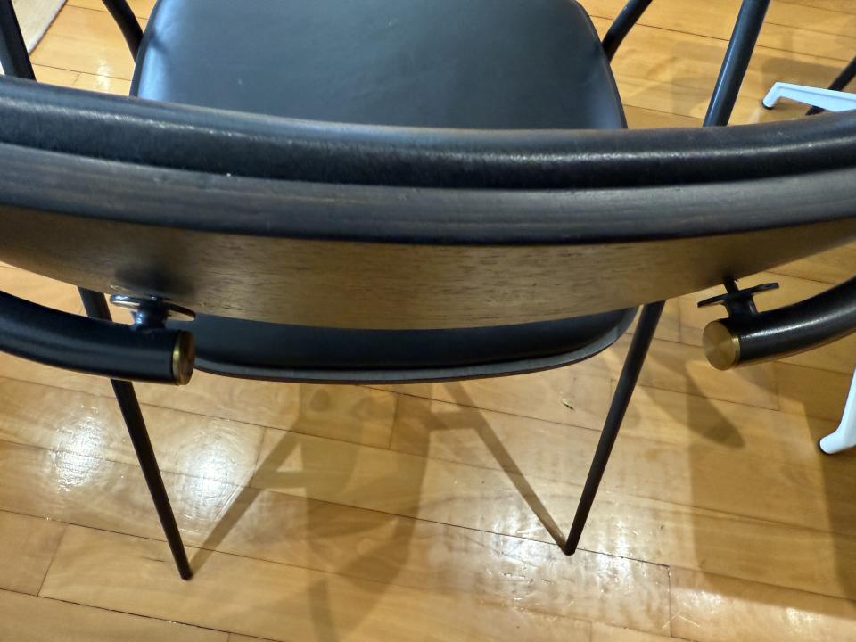 傢俬維修工作照片 傢俬維修工作照片