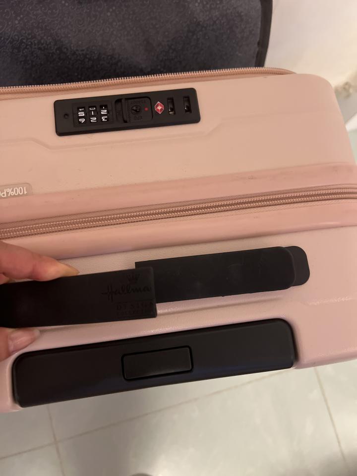 行李箱維修工作照片