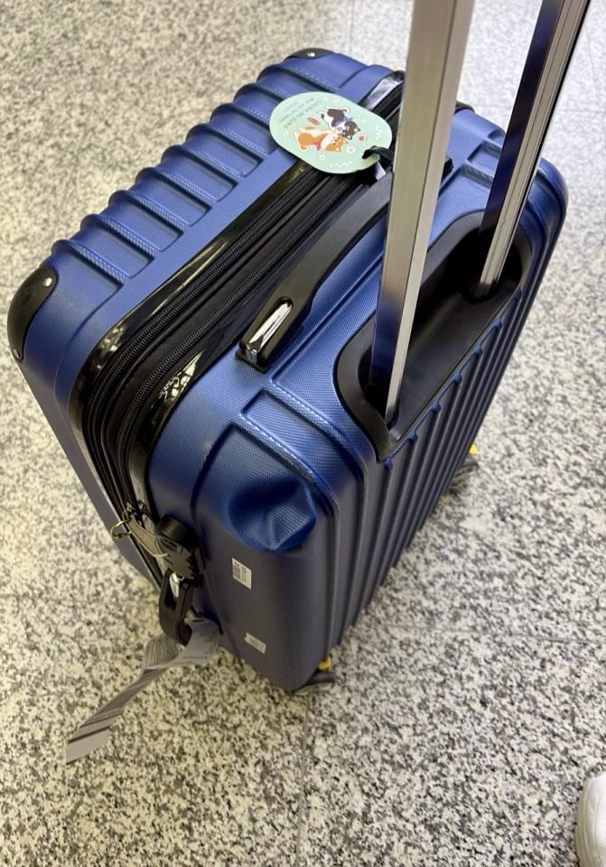 行李箱維修工作照片