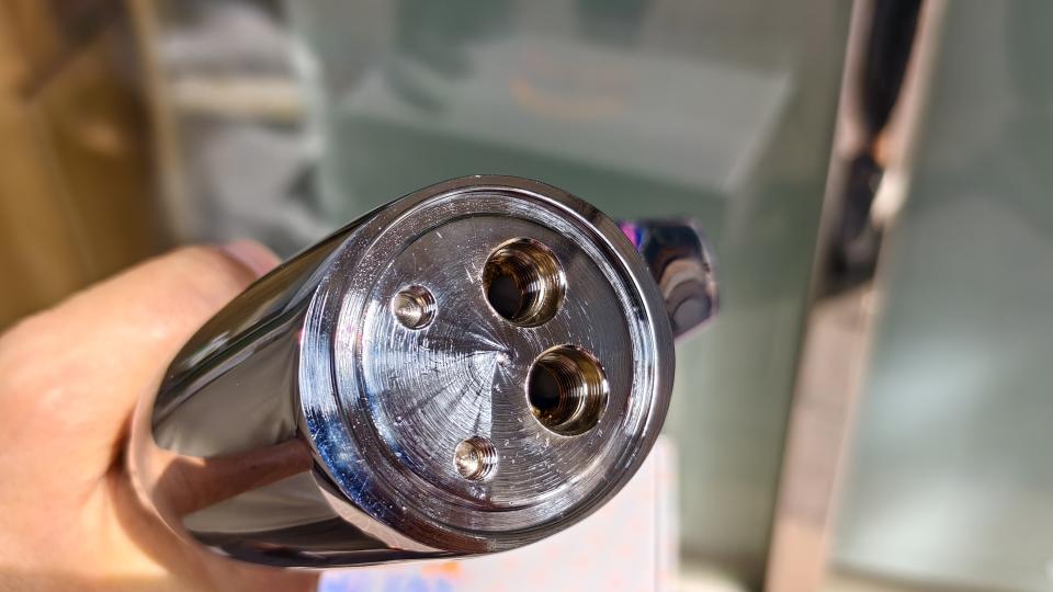 水龍頭安裝工作照片