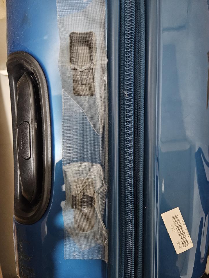 行李箱維修工作照片