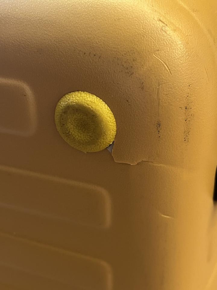 行李箱維修工作照片