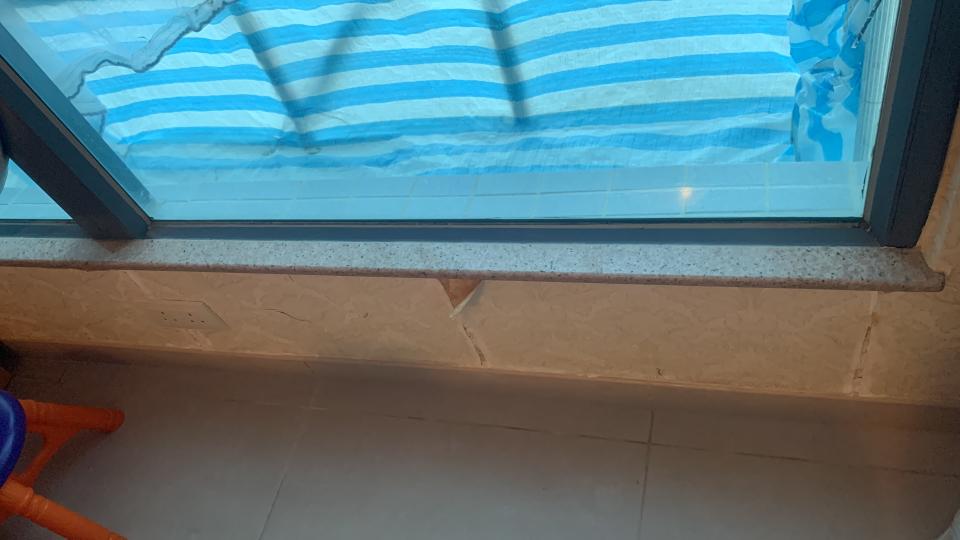 牆紙工程工作照片