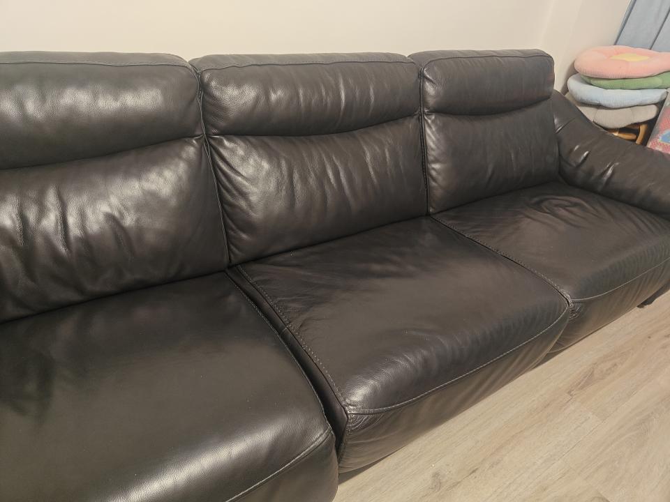 傢俬維修工作照片