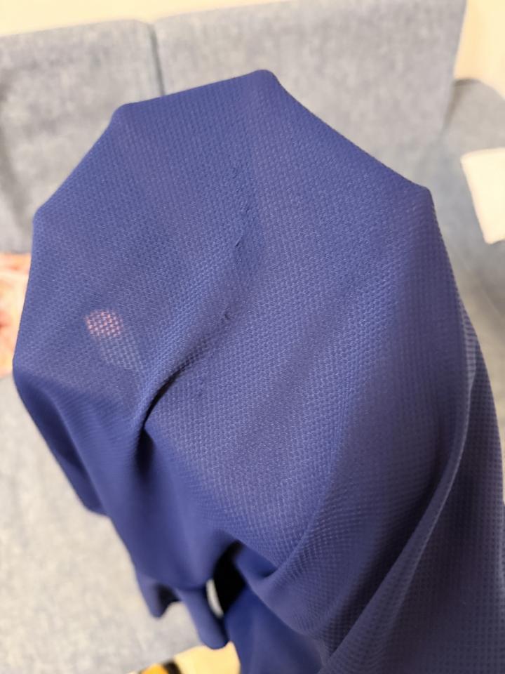 Clothing Alterationjob photo