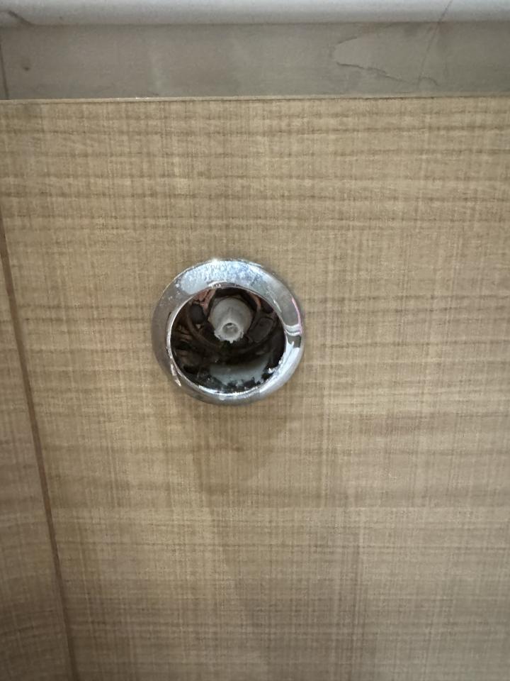 馬桶安裝工作照片