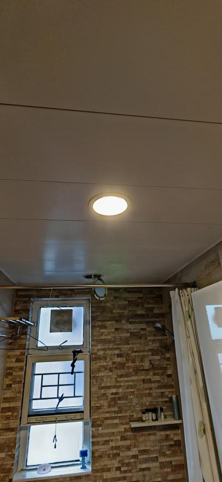 燈飾維修工作照片