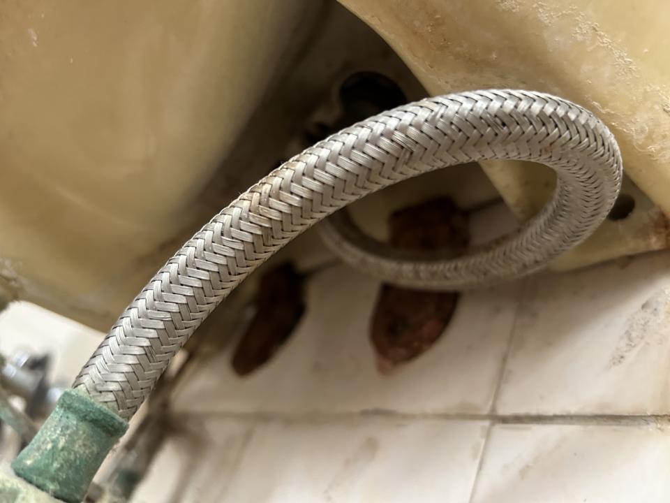 馬桶安裝工作照片