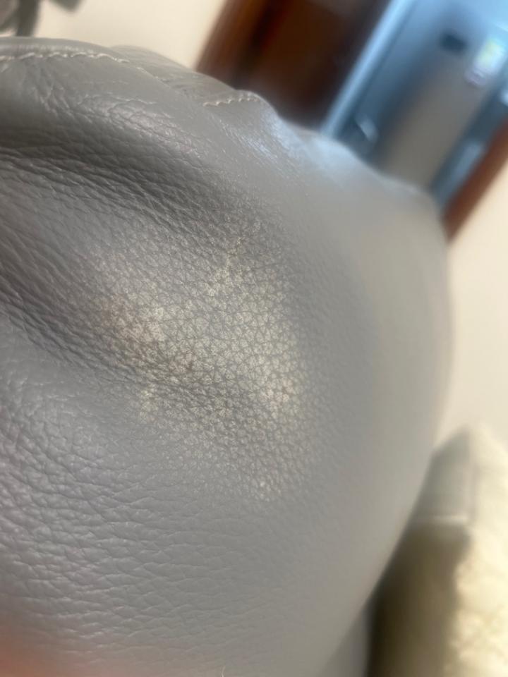 傢俬維修工作照片