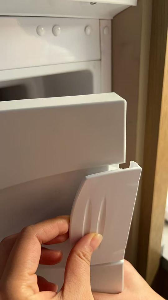 Refrigerator RepairJob photo