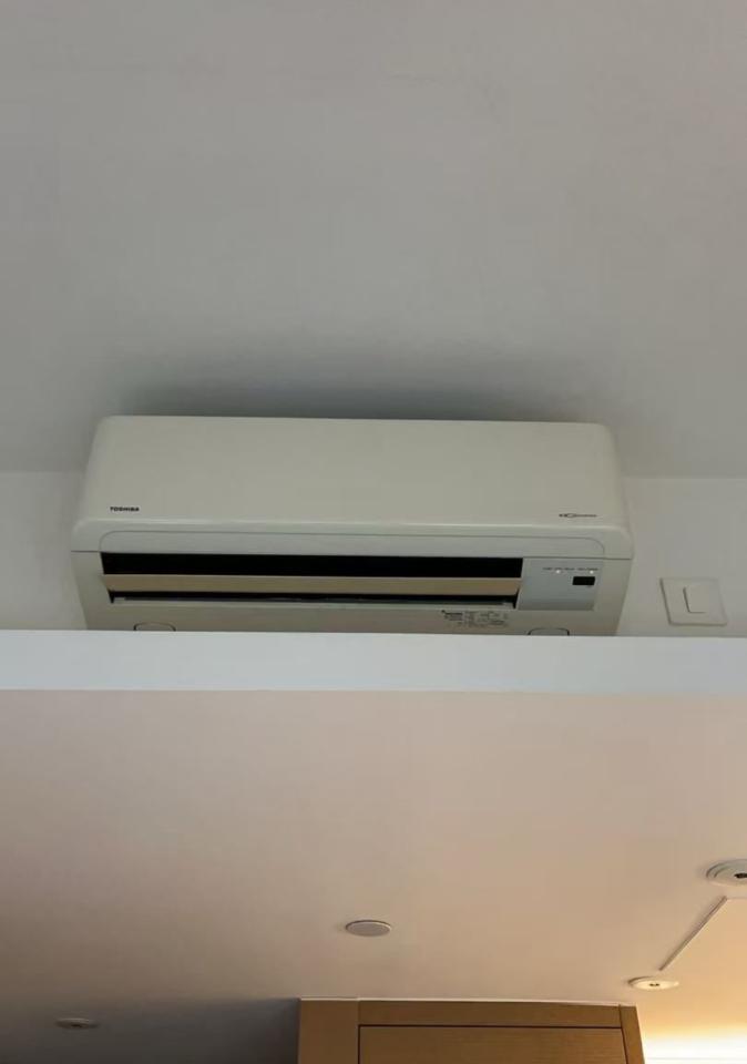 冷氣維修工作照片