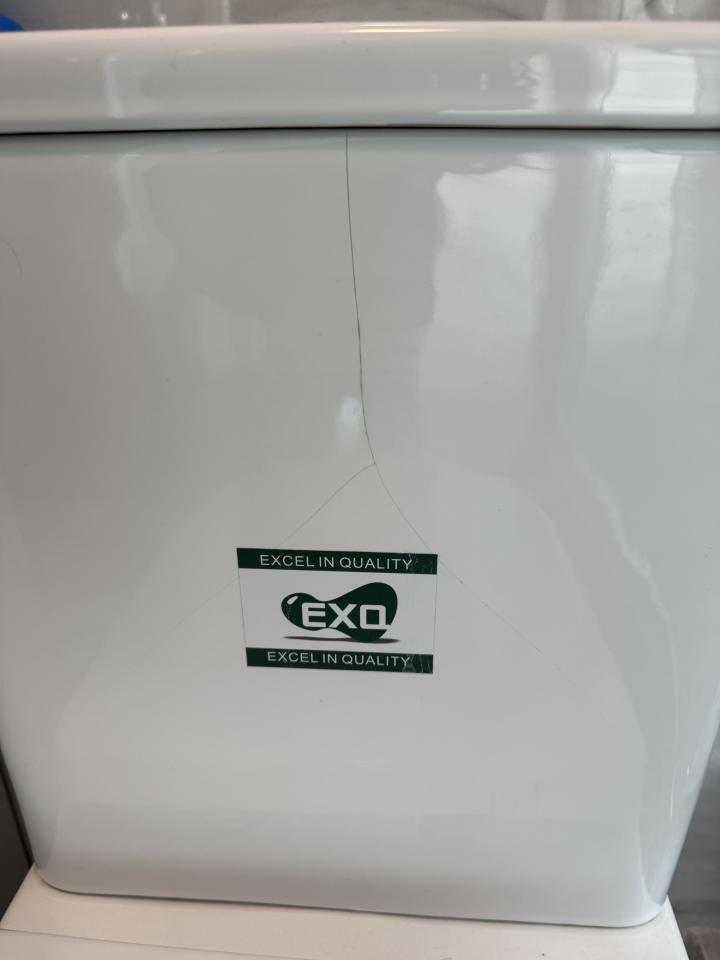 Toilet Installation & RepairJob photo