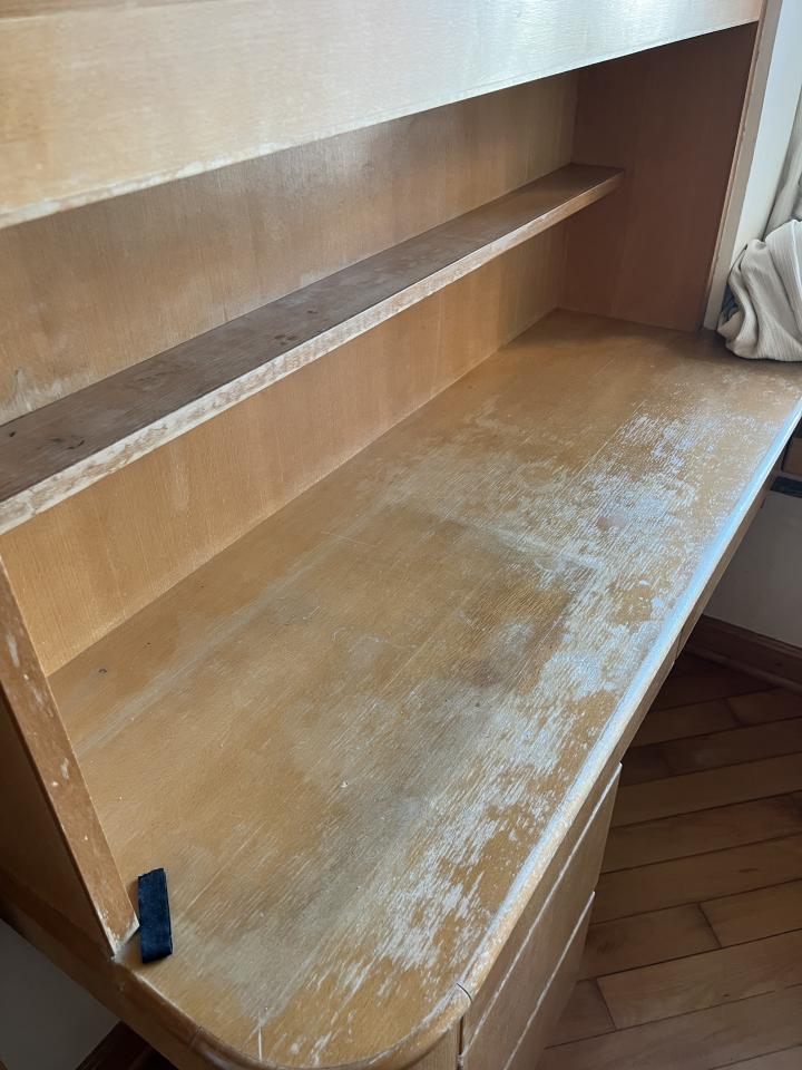 傢俬維修工作照片