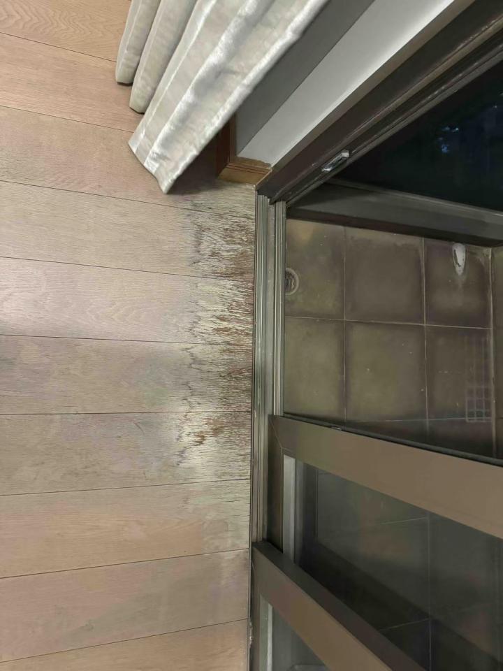 Flooring RepairJob photo