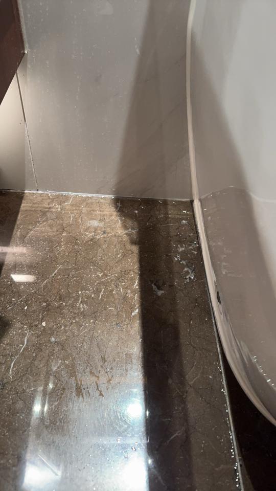 Toilet Installation & RepairJob photo