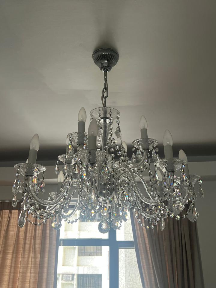 燈飾安裝工作照片