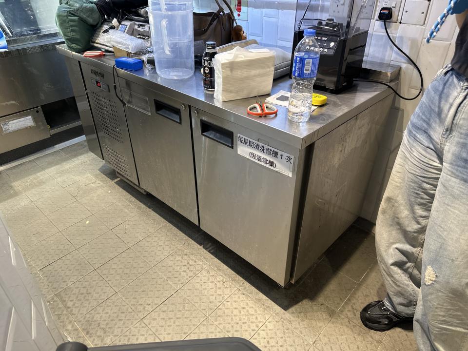 搬雪櫃工作照片