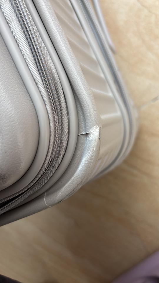 Luggage RepairJob photo