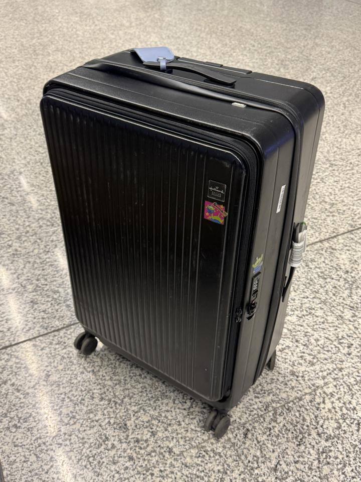 行李箱維修工作照片