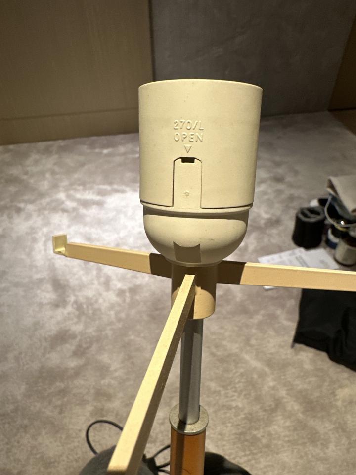 燈飾維修工作照片