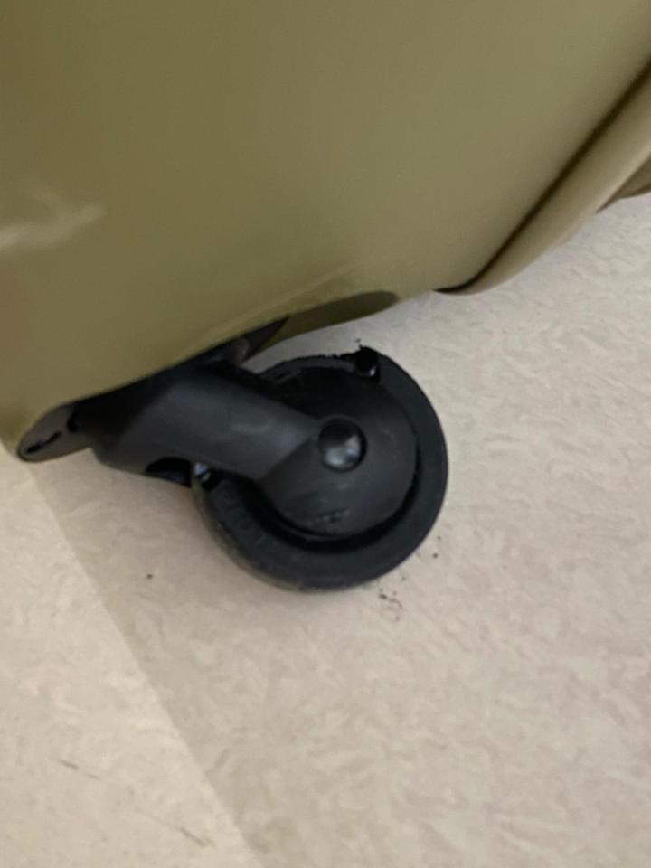 Luggage RepairJob photo