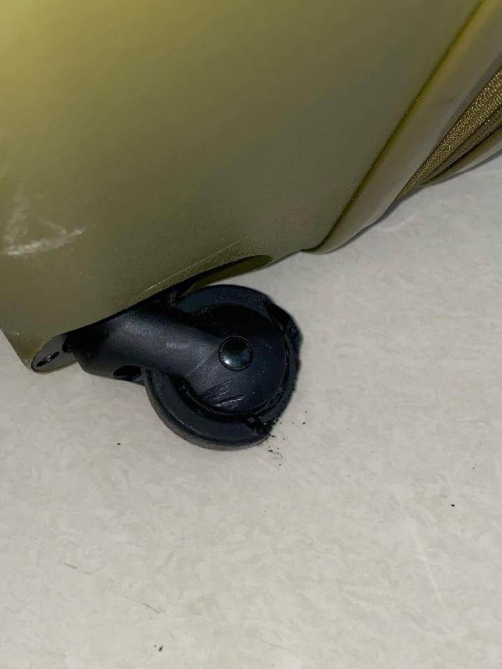 Luggage RepairJob photo