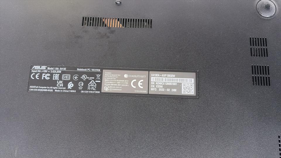 電腦維修工作照片