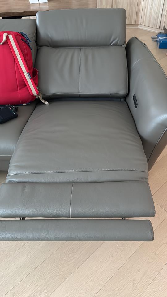 傢俬維修工作照片