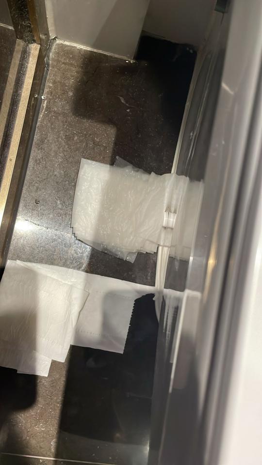 馬桶安裝工作照片