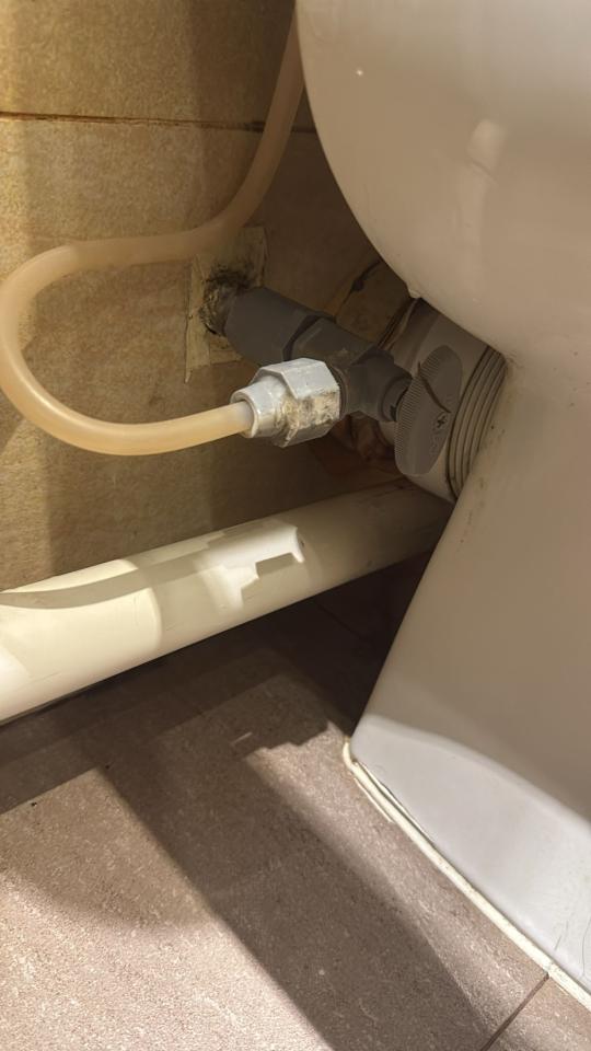 Toilet Installation & RepairJob photo