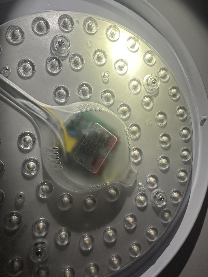 燈飾維修工作照片