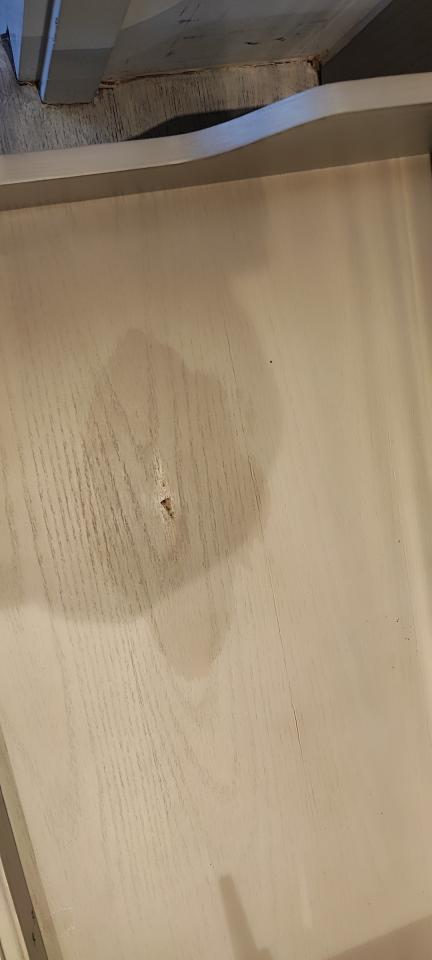 傢俬維修工作照片