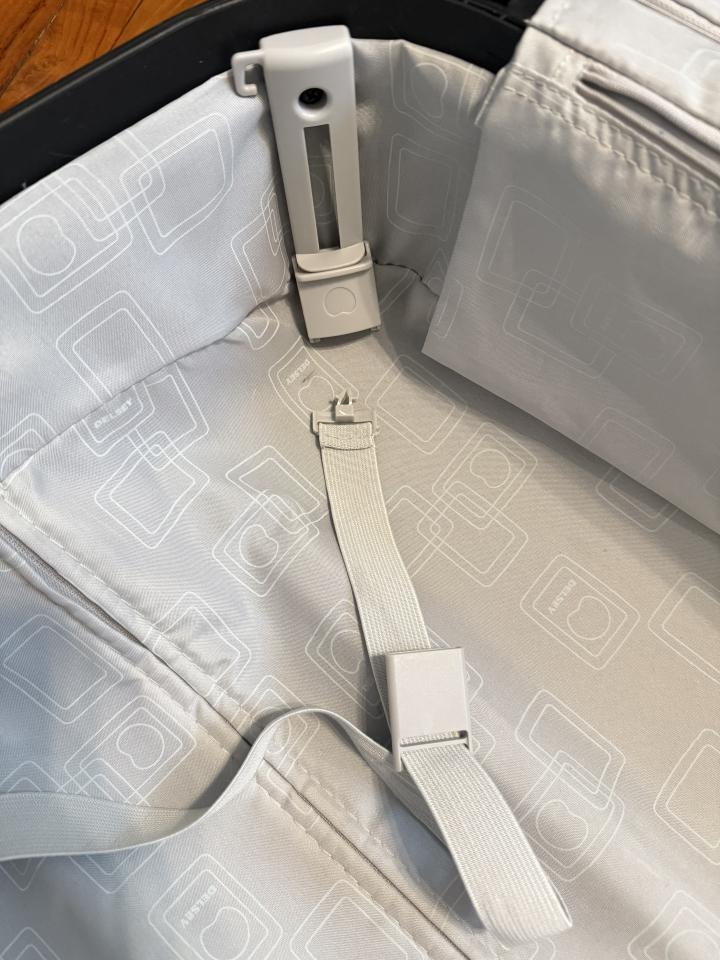 行李箱維修工作照片