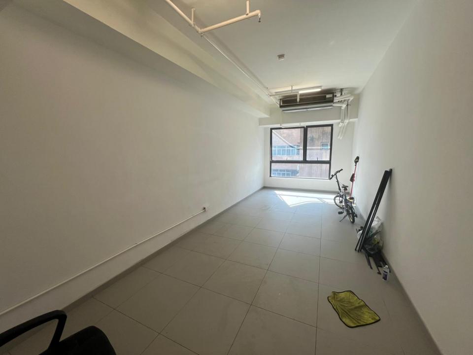 油漆工程工作照片