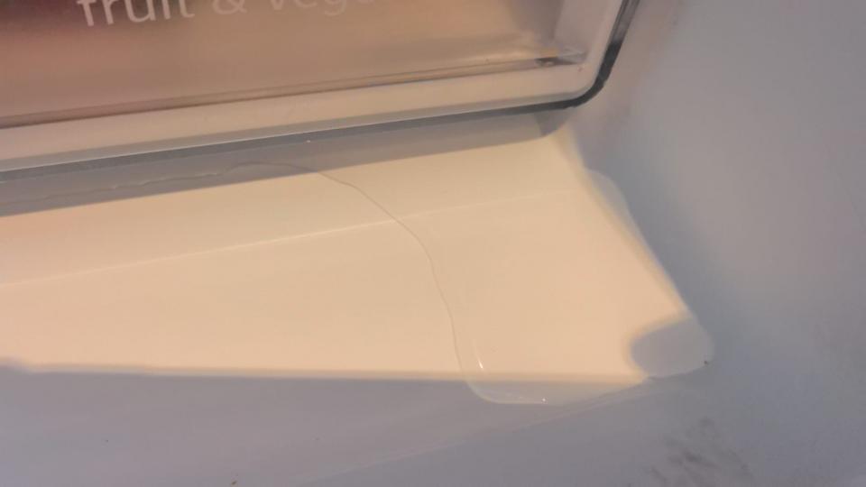 雪櫃維修工作照片