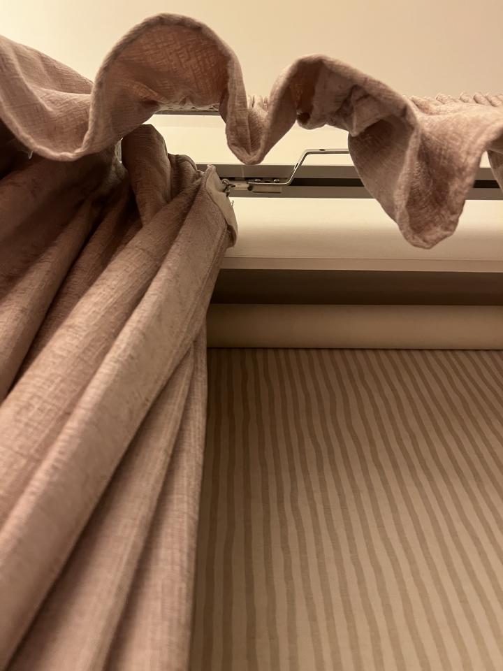 窗簾安裝工作照片