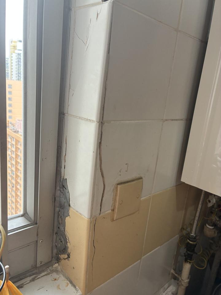 磁磚維修工作照片