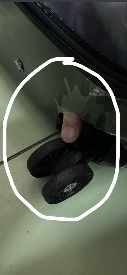 Luggage RepairJob photo