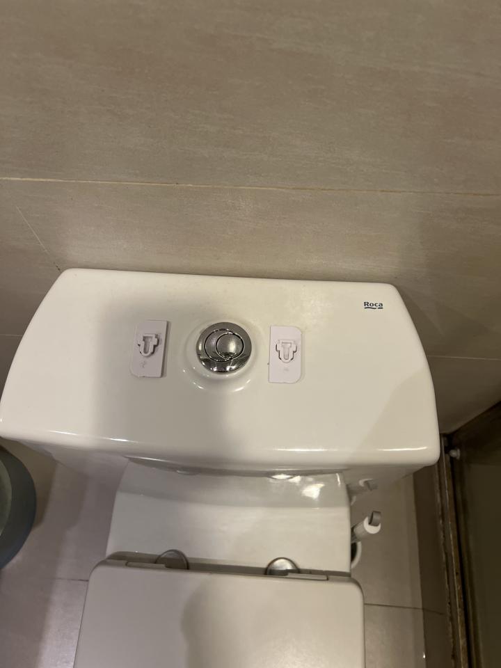 馬桶安裝工作照片