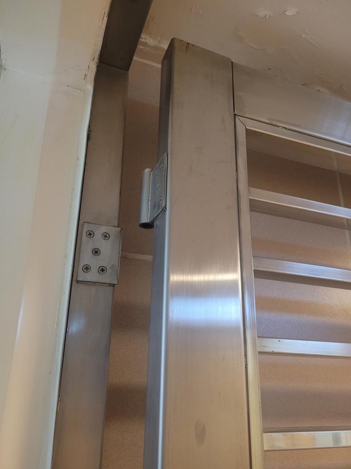 Iron DoorJob photo