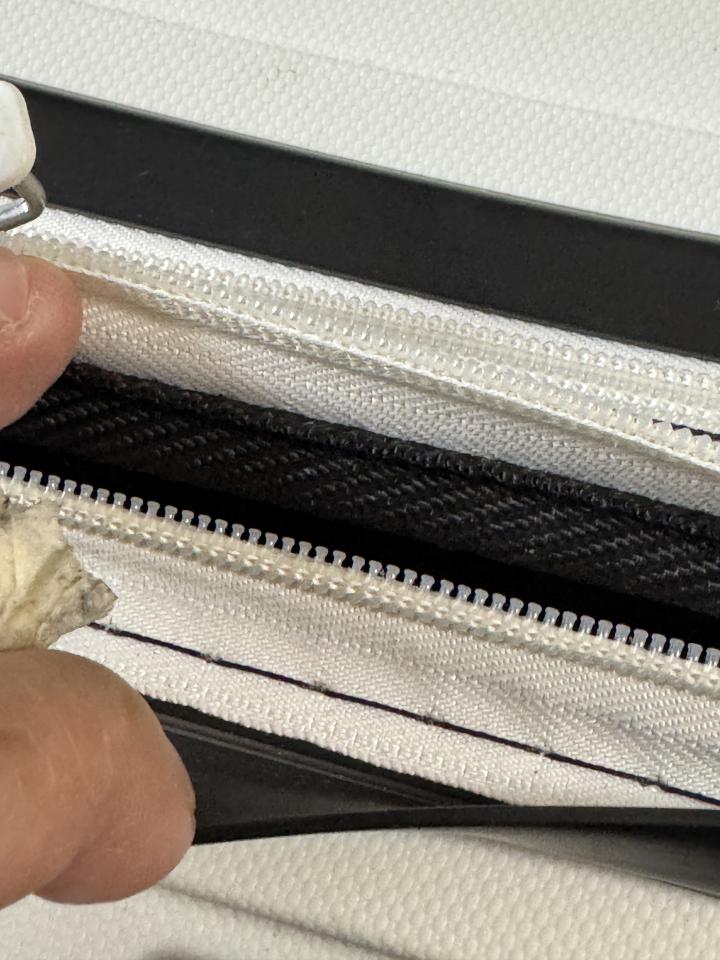 Luggage RepairJob photo