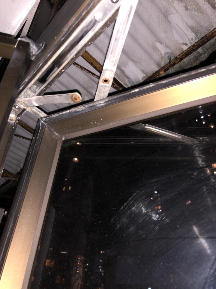 鋁窗維修工作照片