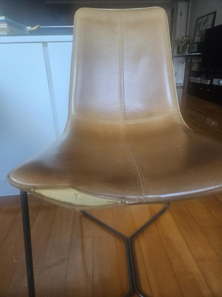 Furniture RepairJob photo