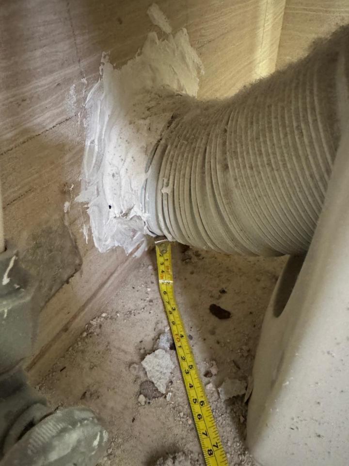 馬桶安裝工作照片