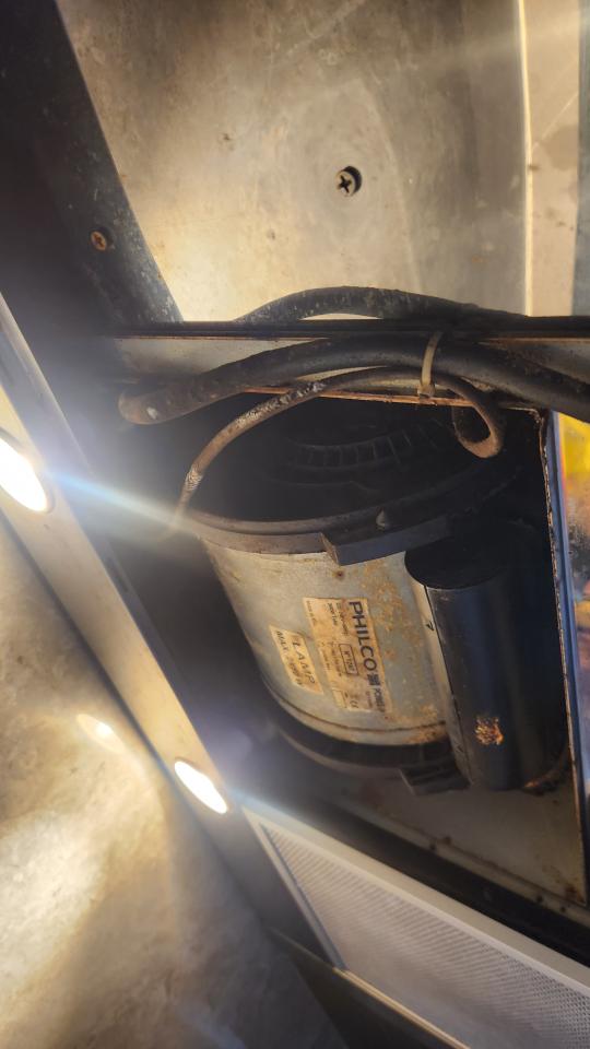 抽油煙機清洗工作照片